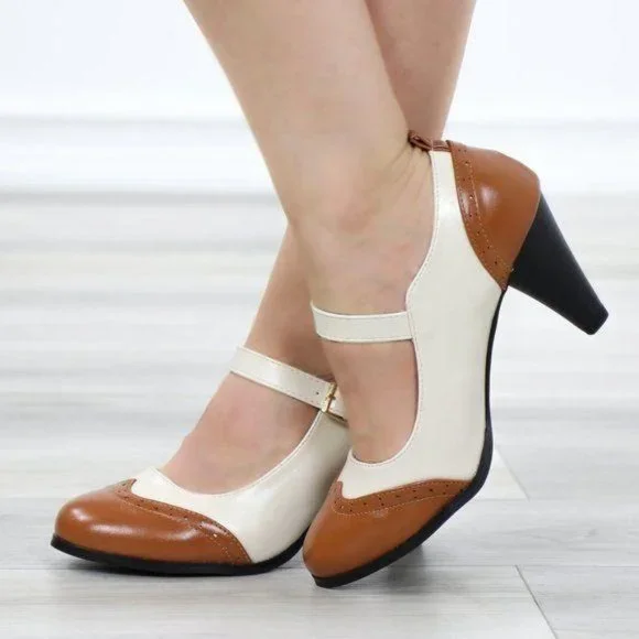 Oxford White & Tan Vintage Round Toe Pump - Picture 5 of 11